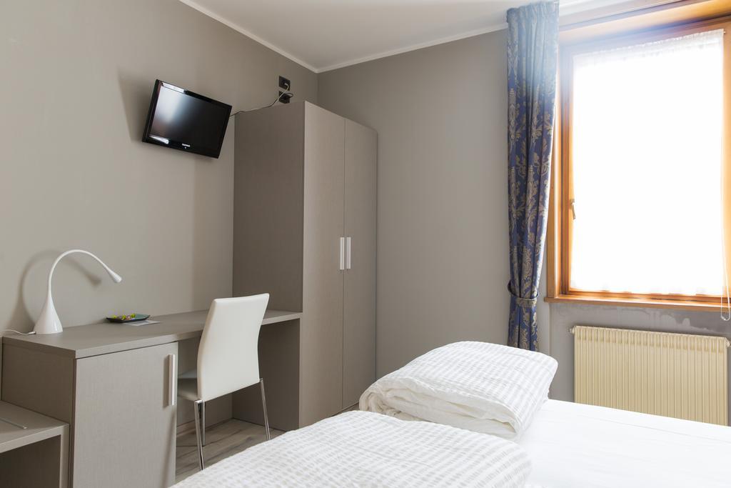 Albergo Montenegro Maniago Luaran gambar